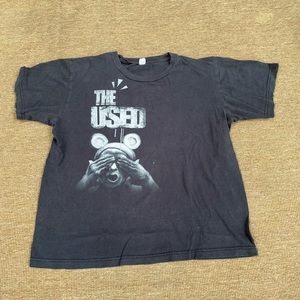 The used band shirt